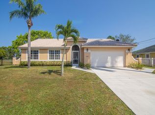 2037 SE North Blackwell Dr, Port Saint Lucie, FL 34952