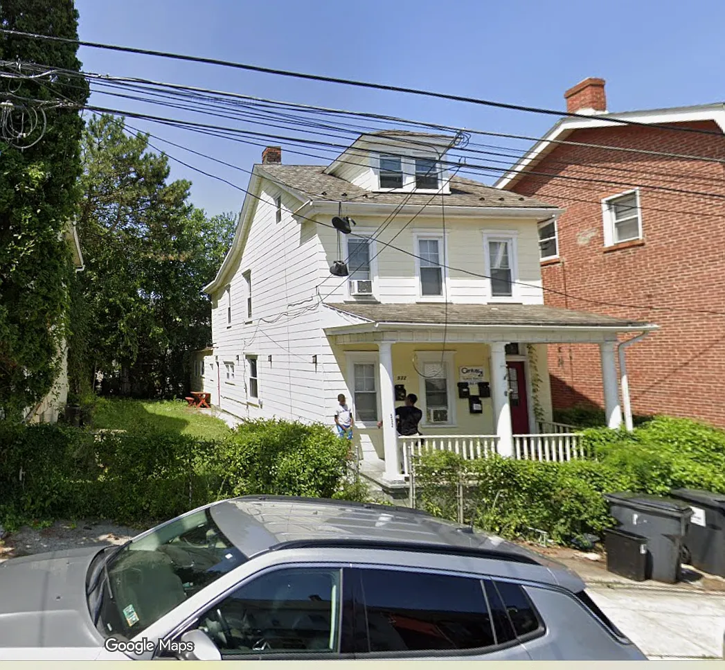 1 bed, 700 sqft, $1,250 — Photo 2