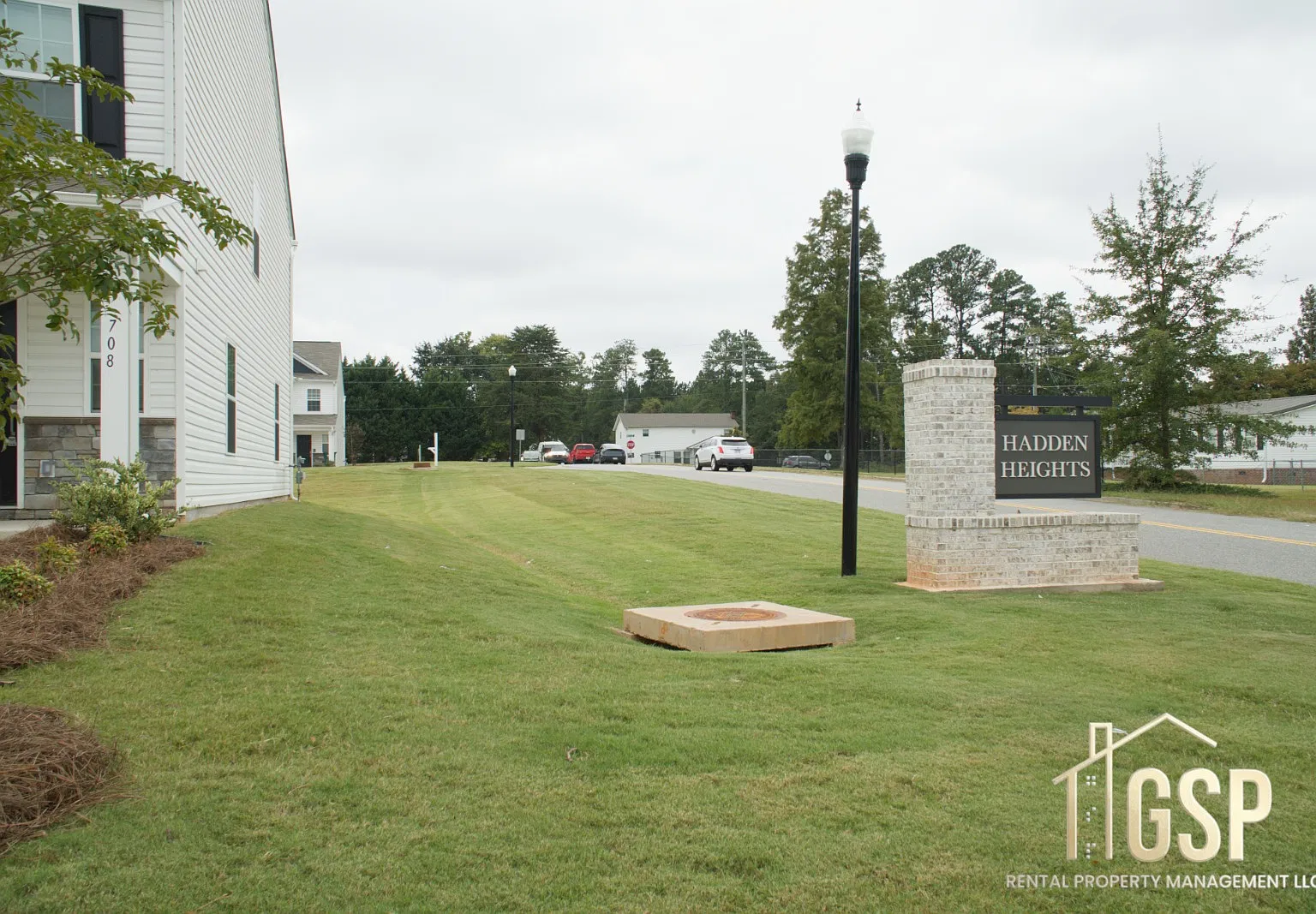 708 Peyden Ln — Photo 4