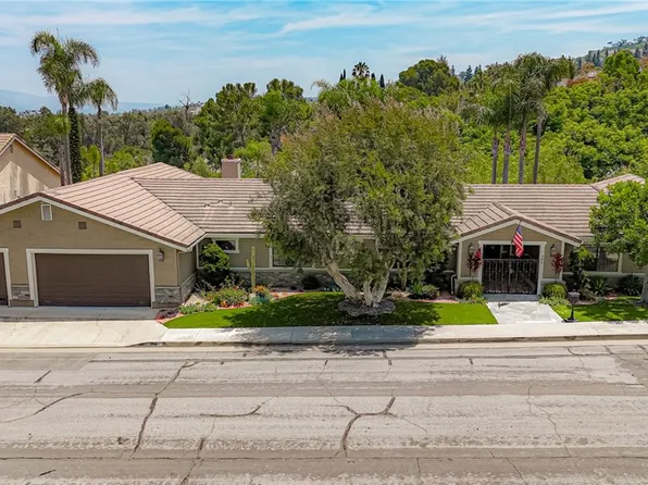 396 S Sleepy Meadow Ln, Anaheim, CA 92807