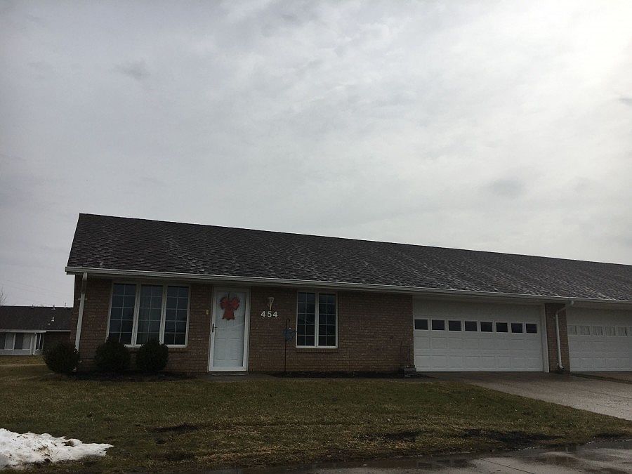 1st image of 454 Samantha Cir