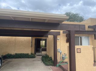 28 Casa Hermosa Dr NE, Albuquerque, NM 87112