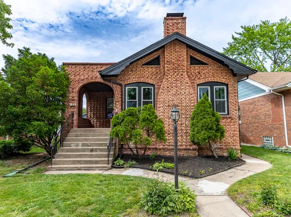 11 169th St, Hammond, IN 46324
