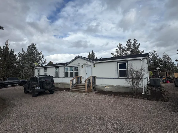 8685 SW Sisters View Pl, Terrebonne, OR 97760