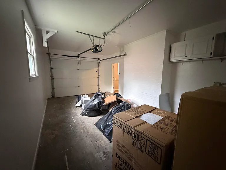 1618 Auburn Dr — Photo 19