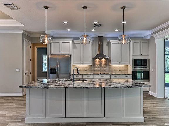 5th image of 1903 W La Bonte Cir