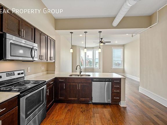 5th image of 961 E McMillan St APT 601