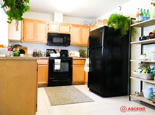 600 Hosking Ave #5, Bakersfield, CA 93307