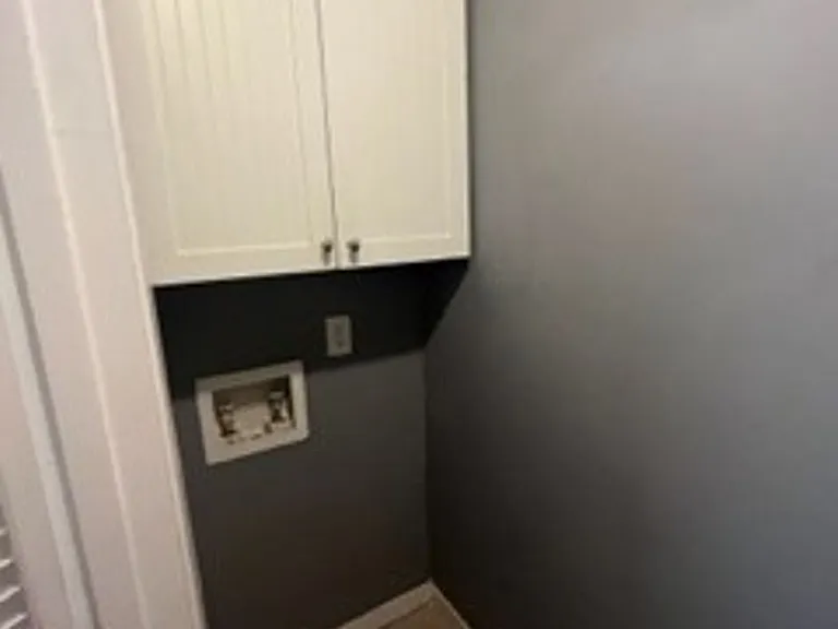 1206 Stephen Dr #1 — Photo 5