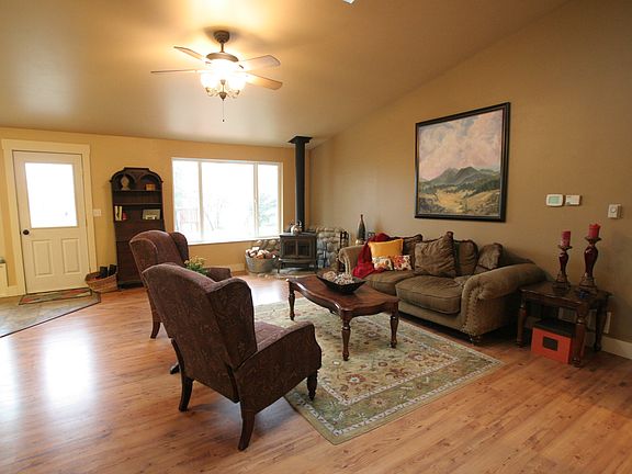 4th image of 2114 150th Ln SE