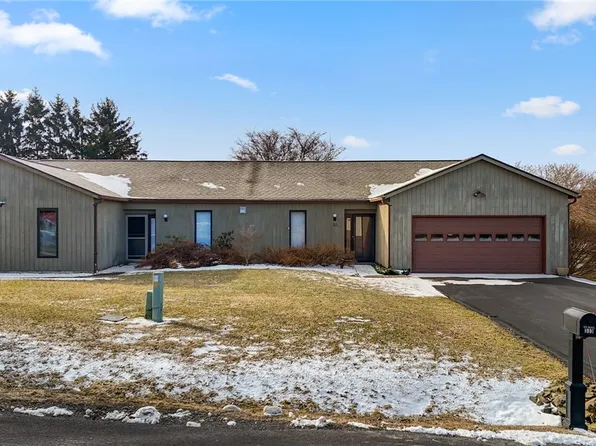 313 Sunnyview Ln, Ithaca, NY 14850