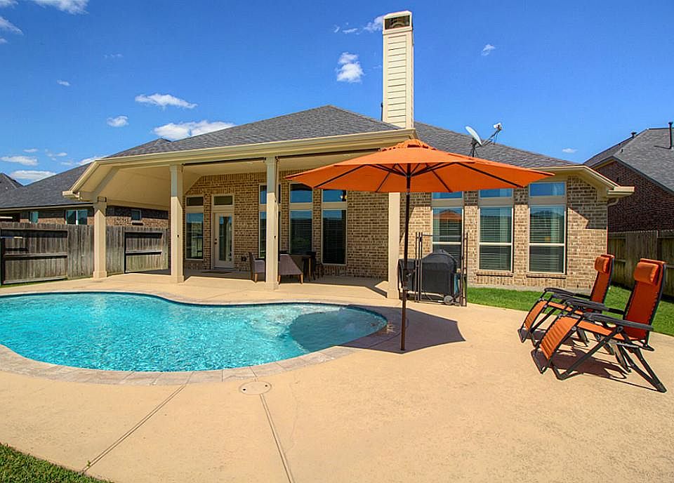 1st image of 6518 Arroyo Springs Ln