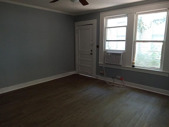2nd image of 1919 Highland Ave APT B