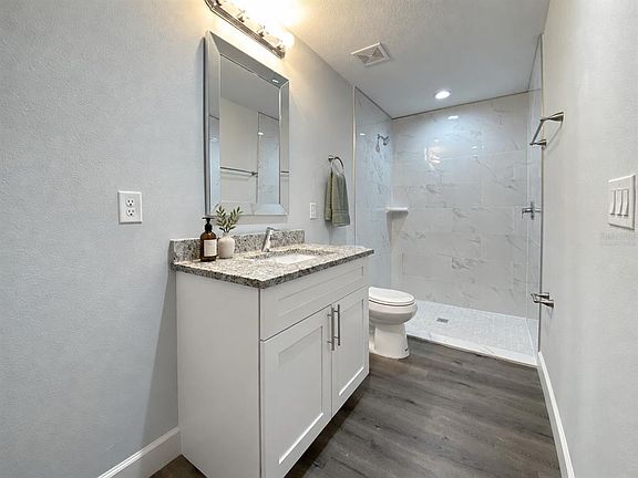 5th image of 9317 AGATE STREET