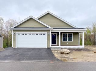 28 Mulberry Ln #28, Epping, NH 03042