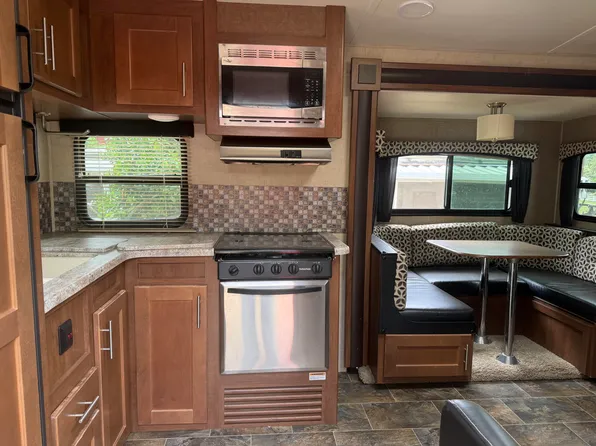 17930 Cochrane Rd #Rv, Morgan Hill, CA 95037