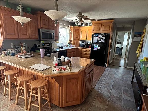 5th image of 1001 S Highland Dr