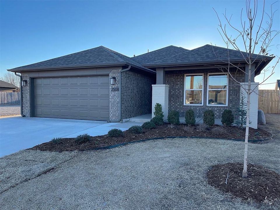 1st image of 2508 Trailwood Dr