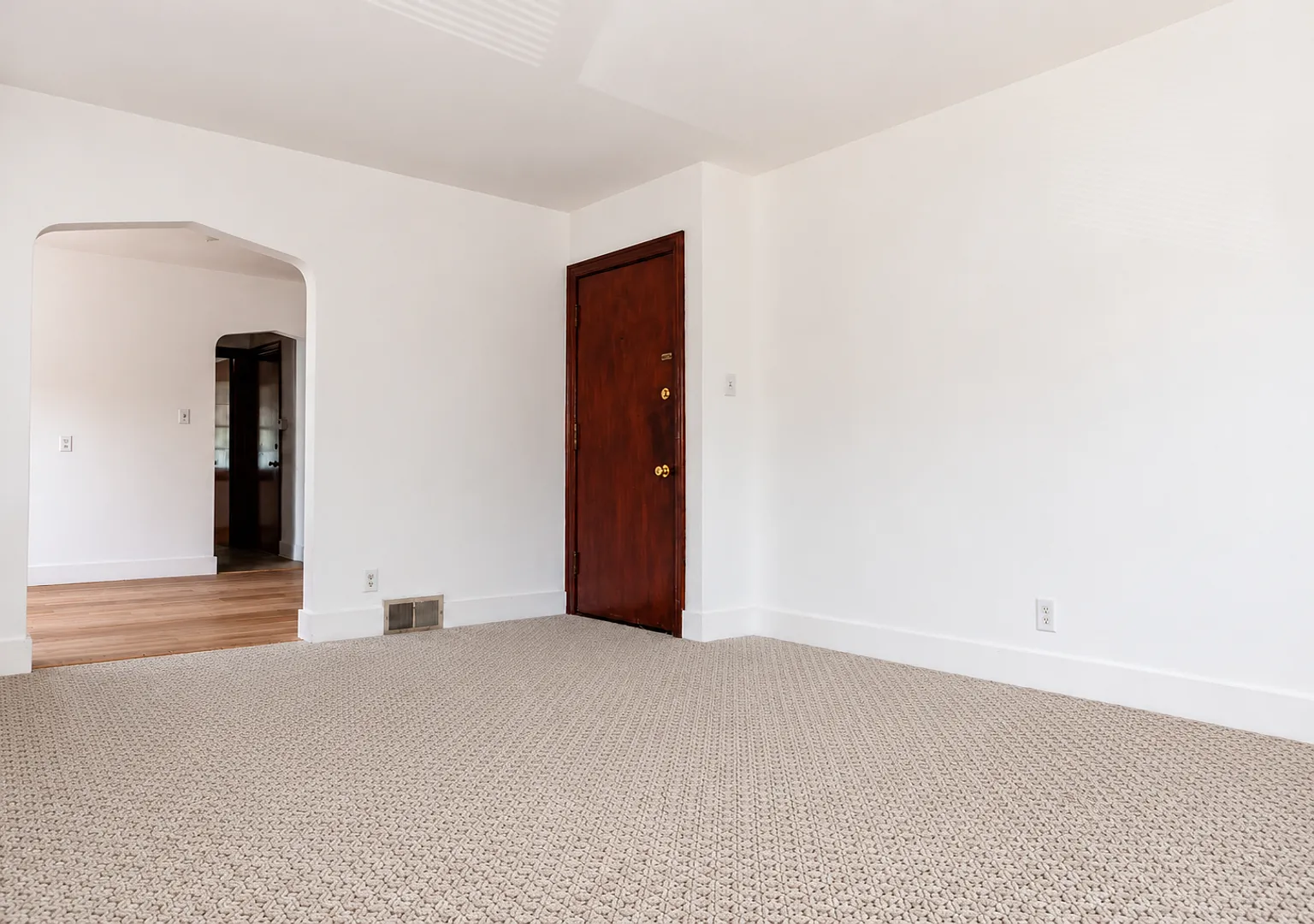 4406 S Second st — Photo 3