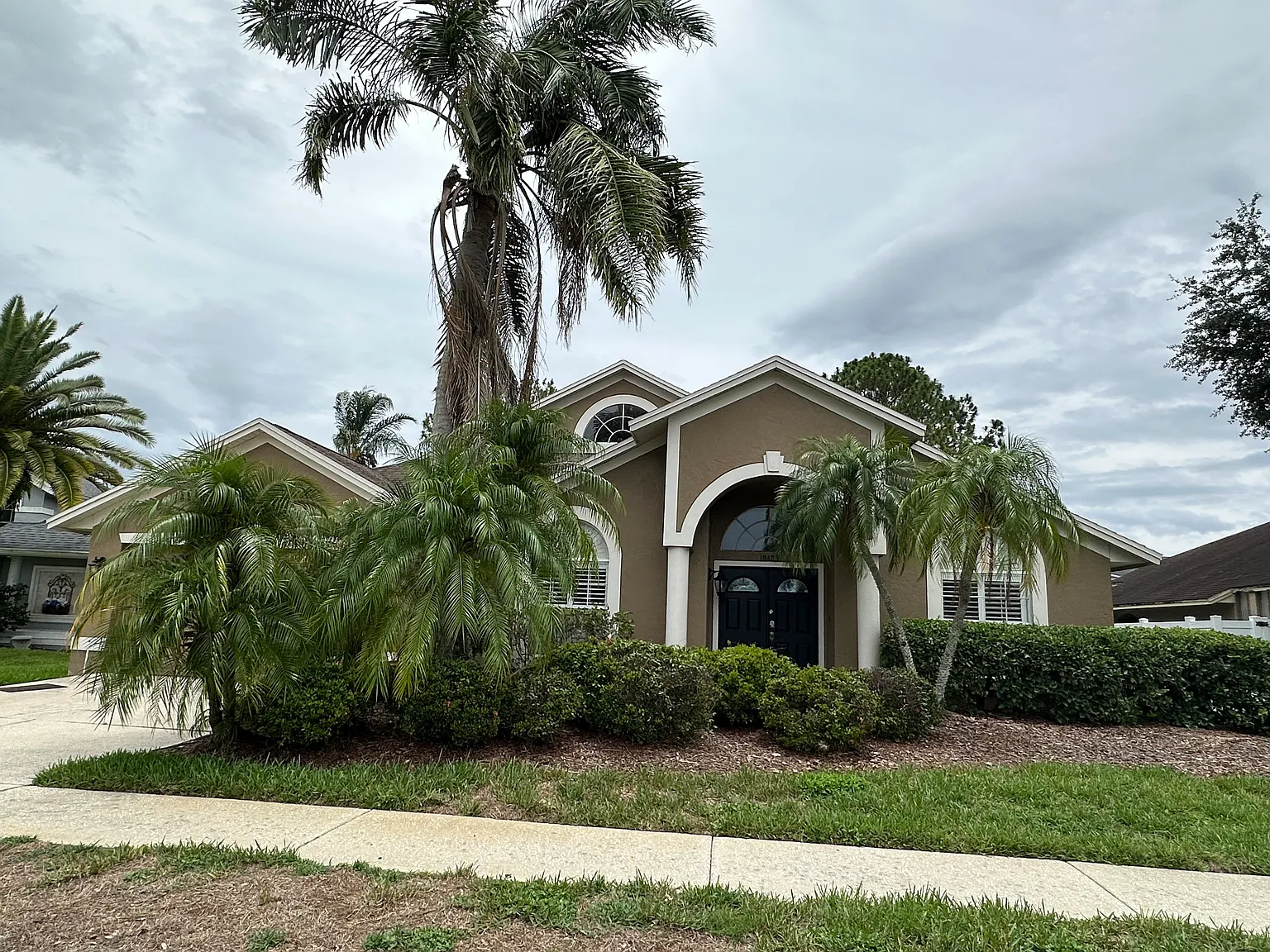 4 bed, 2385 sqft, $3,499 — Photo 1