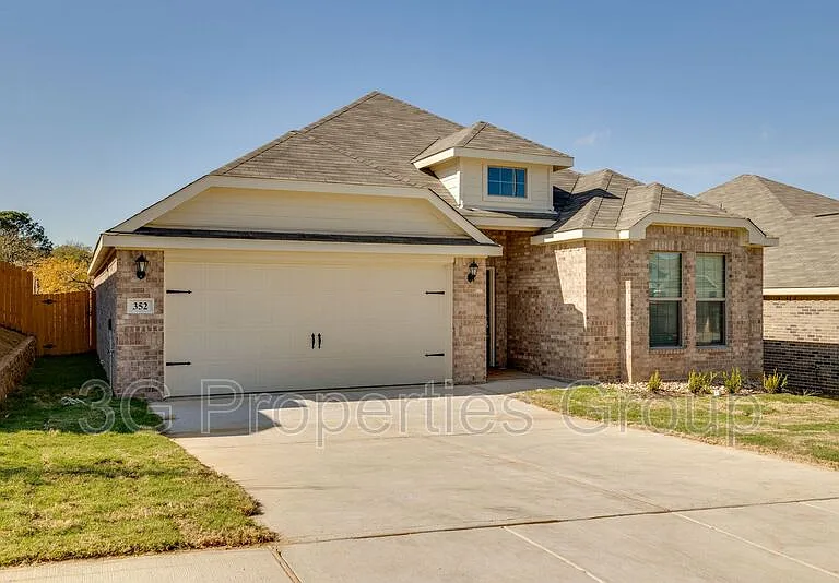 352 Lowery Oaks Trl — Photo 3