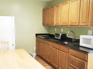 38 Floyd St #3, Waltham, MA 02453