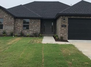 7357 Charlotte Ave, Springdale, AR 72762