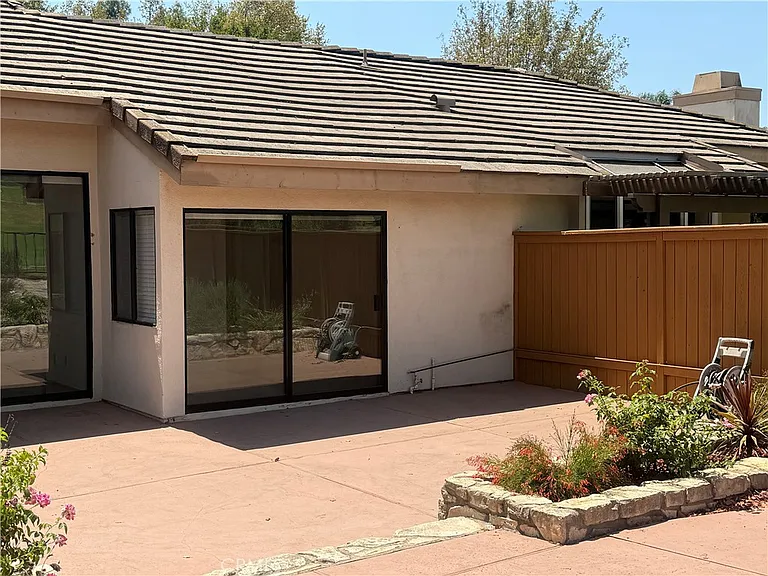 1782 Del Prado — Photo 6