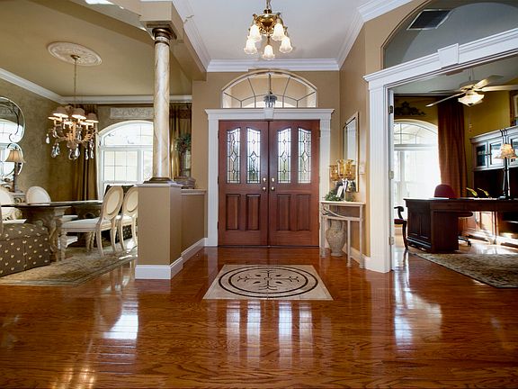 3rd image of 205 Turtle Creek Cir