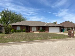 8225 NW 114th St, Oklahoma City, OK 73162