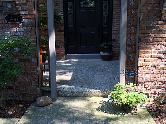 5th image of 1440 Seminole Dr
