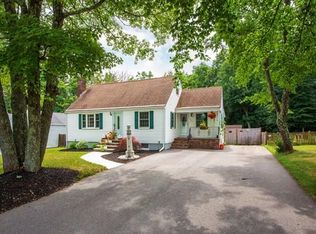 163 Sycamore St, Holbrook, MA 02343