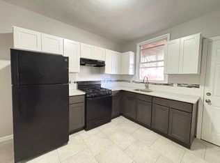 352 Broadway FLOOR 2, Bayonne, NJ 07002