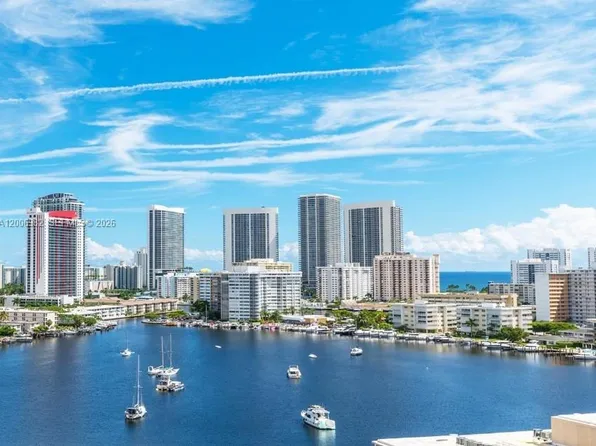 427 Golden Isles Dr APT 7J, Hallandale, FL 33009