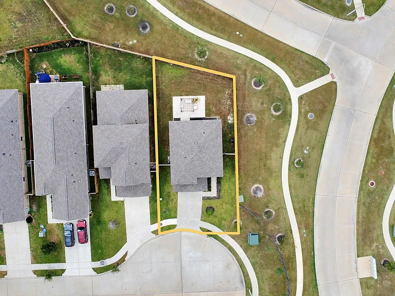 2217 Windy Grove Dr — Photo 39