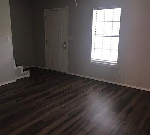 3rd image of 2626 E Kantz Dr