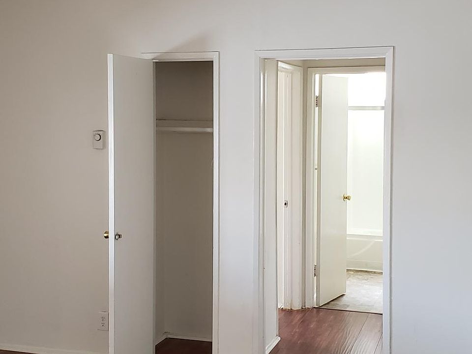 2nd image of 8527 Cedros Ave APT 10