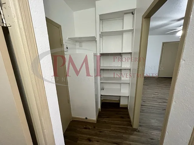 2225 College Street — Photo 10