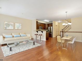308 Rotando Way, Morris Plains, NJ 07950
