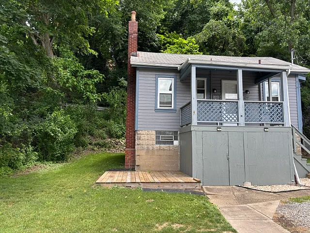 3296 Babcock Blvd — Photo 1