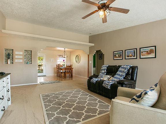 5th image of 67 Turner Dr