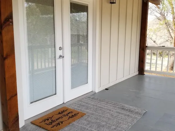 28 Poplar Ln, Bodfish, CA 93205