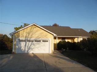 8183 Highway O, Villa Ridge, MO 63089