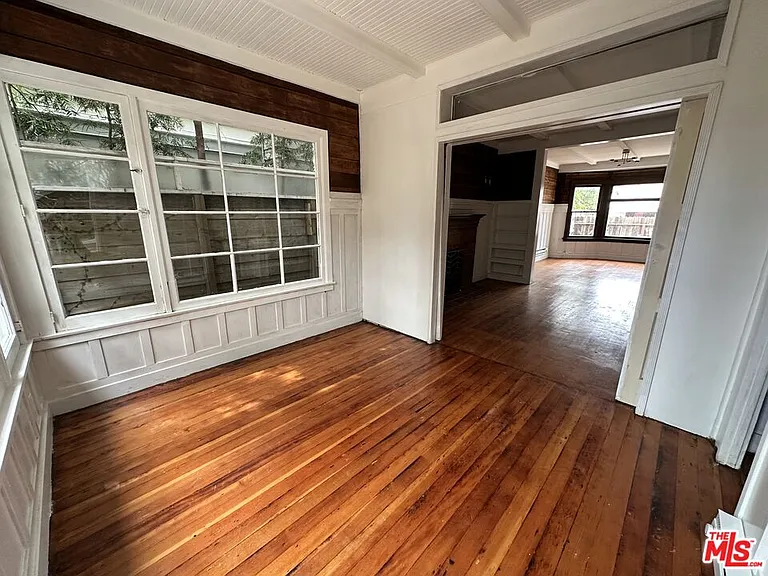 49 Dudley Ave — Photo 6