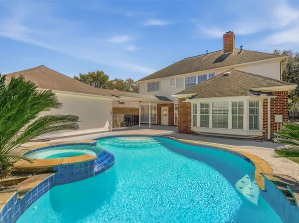 4822 Hillswick Dr, Sugar Land, TX 77479