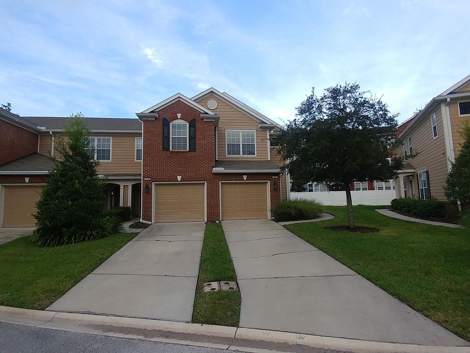 1st image of 4201 Highwood Dr