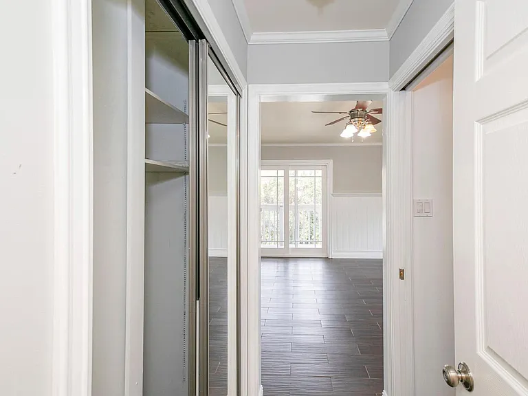 11029 Eldora Ave — Photo 43