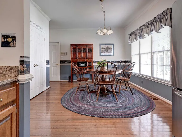 Breakfast Room