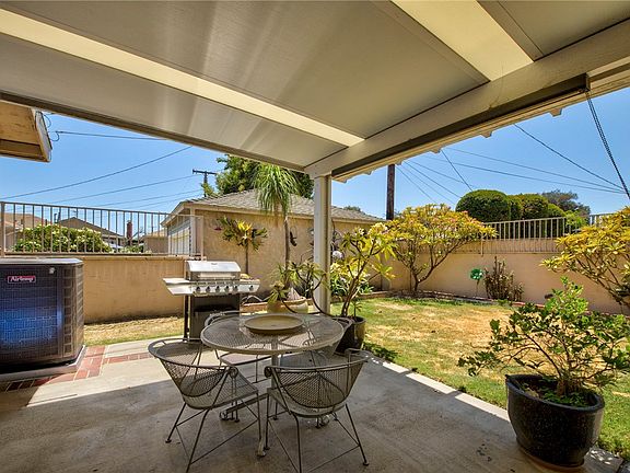 4th image of 4863 Ocana Ave