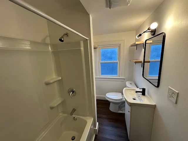 827 W Rich St #827 — Photo 13